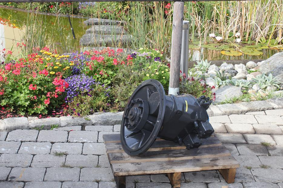 Hydromatik A8V80 - Hidraulikus szivattyú - Építőipari gépek: 2 kép. Hydromatik A8V80 - Hidraulikus szivattyú - Építőipari gépek: 2 kép.