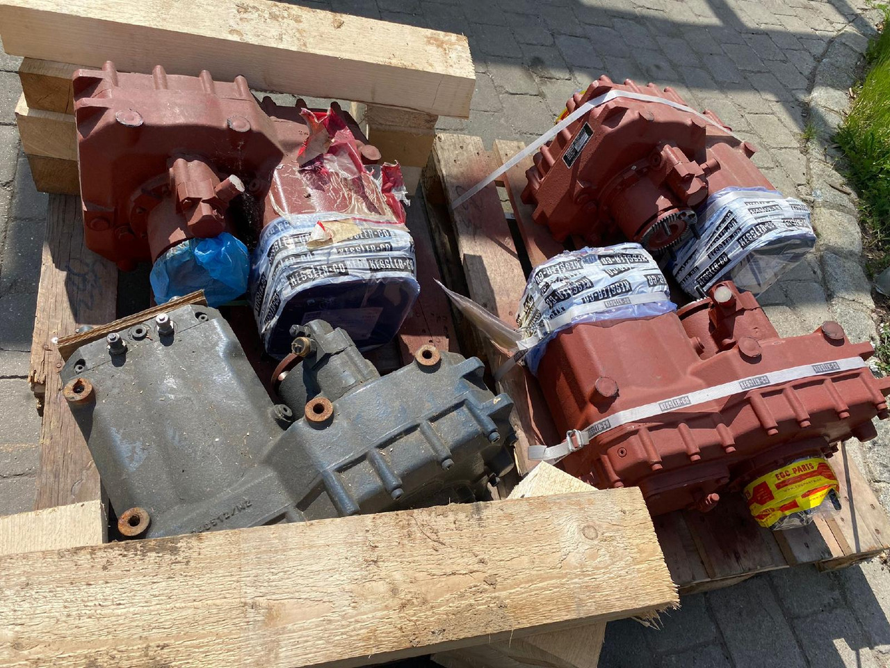 Kessler W 2640.2 - Erőátvitel - Építőipari gépek: 4 kép. Kessler W 2640.2 - Erőátvitel - Építőipari gépek: 4 kép.