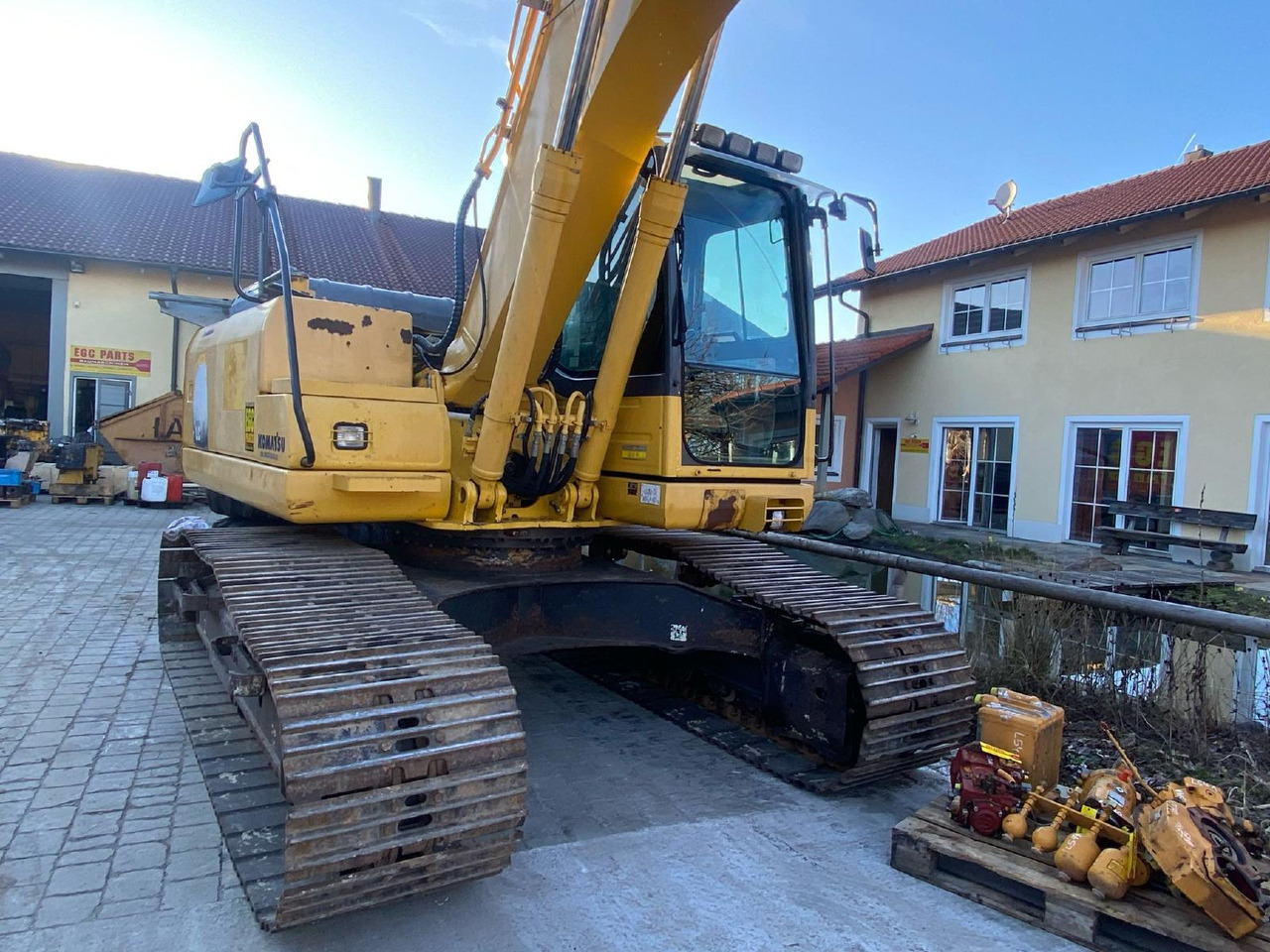 Komatsu PC 190LC -8 - Lánctalpas kotró: 5 kép. Komatsu PC 190LC -8 - Lánctalpas kotró: 5 kép.