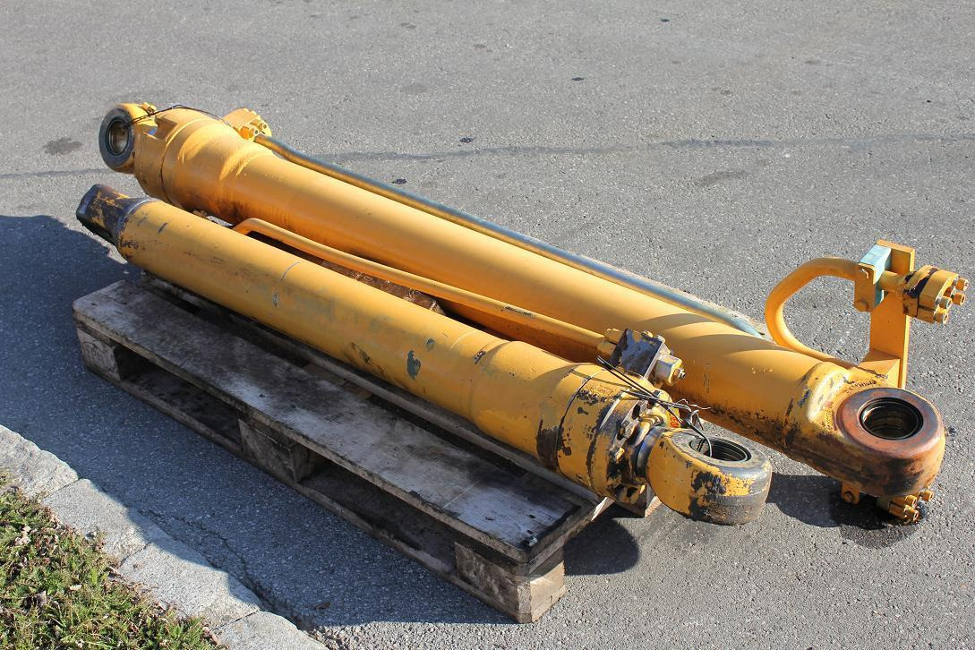 Liebherr 912 Lit. - Hidraulikus henger - Építőipari gépek: 1 kép. Liebherr 912 Lit. - Hidraulikus henger - Építőipari gépek: 1 kép.