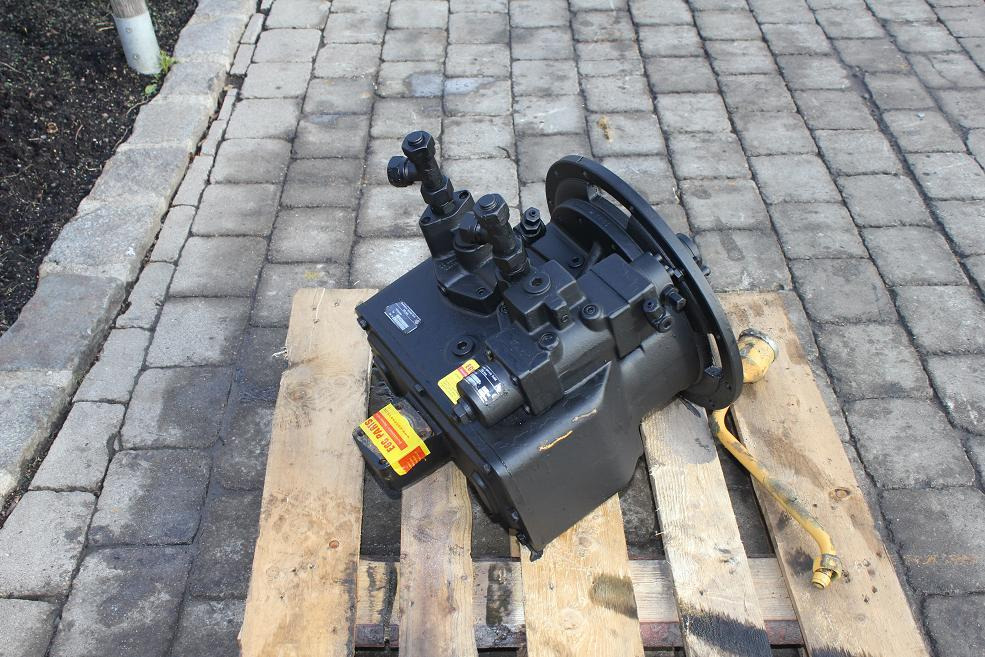 Liebherr A901 - Hidraulikus szivattyú - Építőipari gépek: 5 kép. Liebherr A901 - Hidraulikus szivattyú - Építőipari gépek: 5 kép.