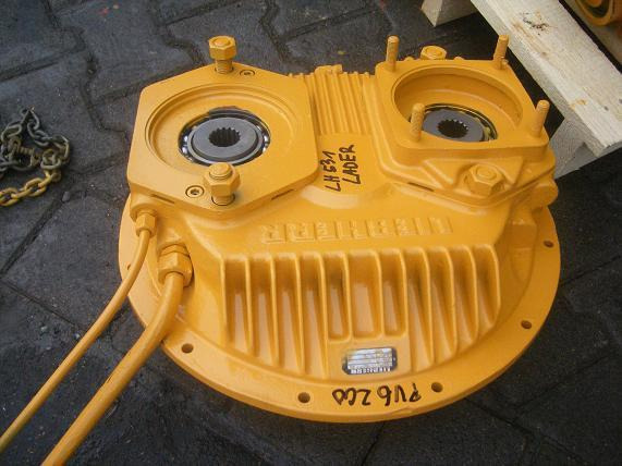 Liebherr L 531 Lader - Erőátvitel - Építőipari gépek: 2 kép. Liebherr L 531 Lader - Erőátvitel - Építőipari gépek: 2 kép.
