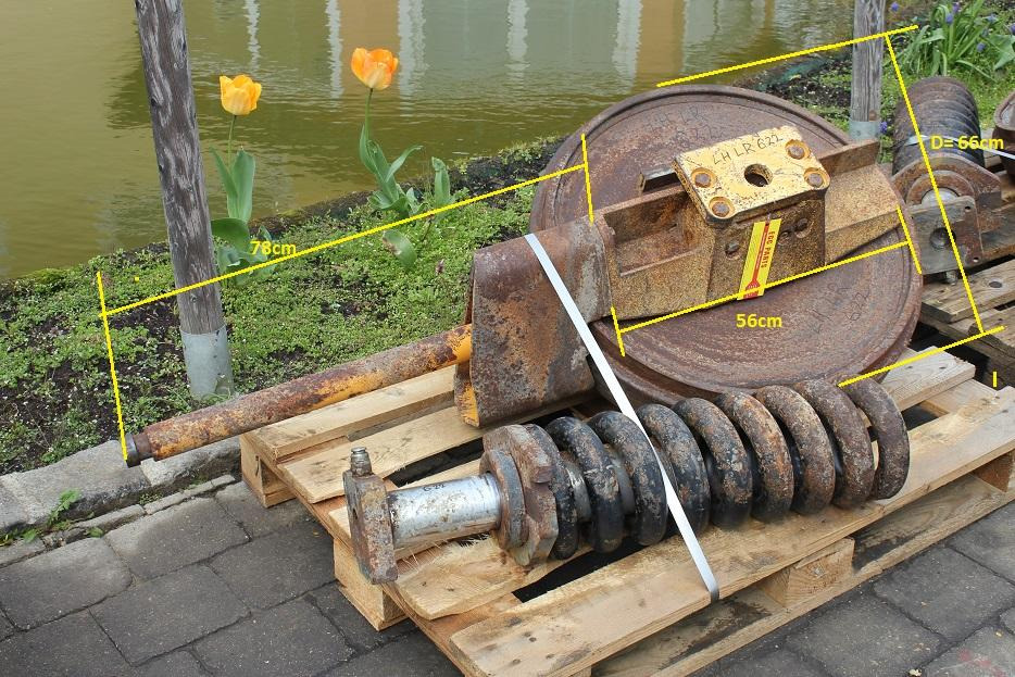 Liebherr LR 622 - Járószerkezet alkatrészek - Építőipari gépek: 2 kép. Liebherr LR 622 - Járószerkezet alkatrészek - Építőipari gépek: 2 kép.