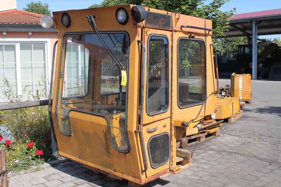 Liebherr PR 721 - Fülke - Építőipari gépek: 1 kép. Liebherr PR 721 - Fülke - Építőipari gépek: 1 kép.