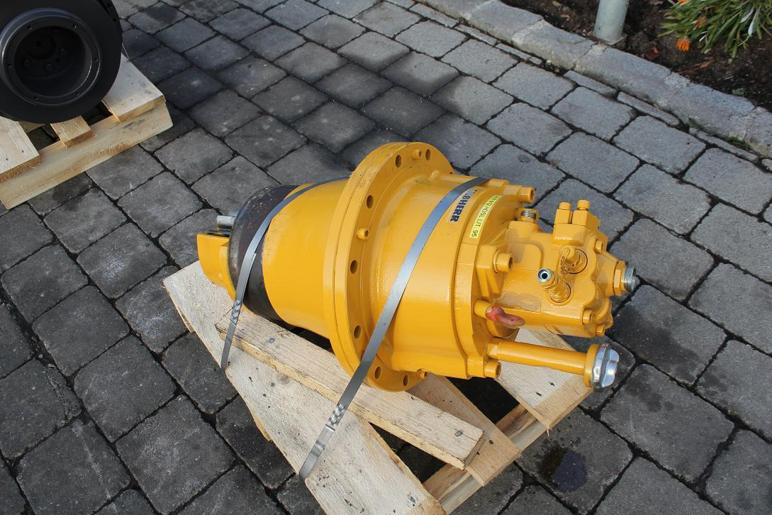 Liebherr R 912 Lit. - Fordító motor - Építőipari gépek: 3 kép. Liebherr R 912 Lit. - Fordító motor - Építőipari gépek: 3 kép.