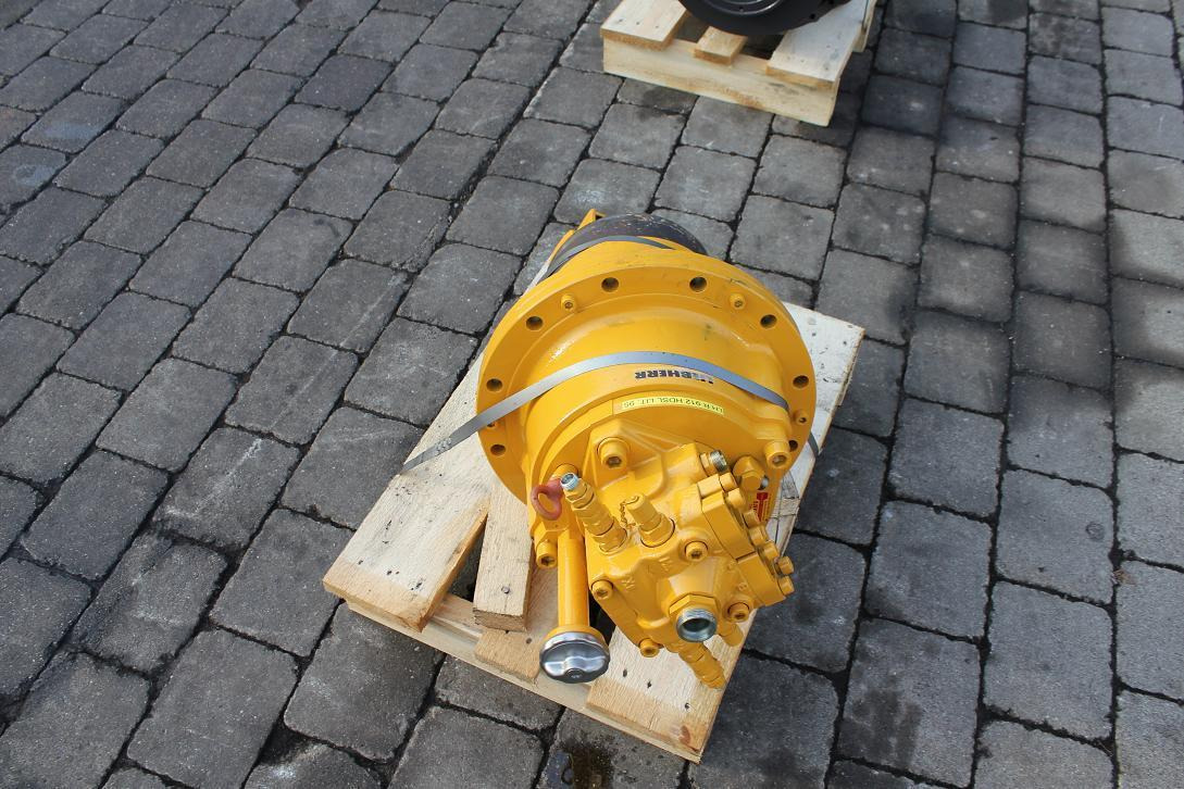 Liebherr R 912 Lit. - Fordító motor - Építőipari gépek: 2 kép. Liebherr R 912 Lit. - Fordító motor - Építőipari gépek: 2 kép.