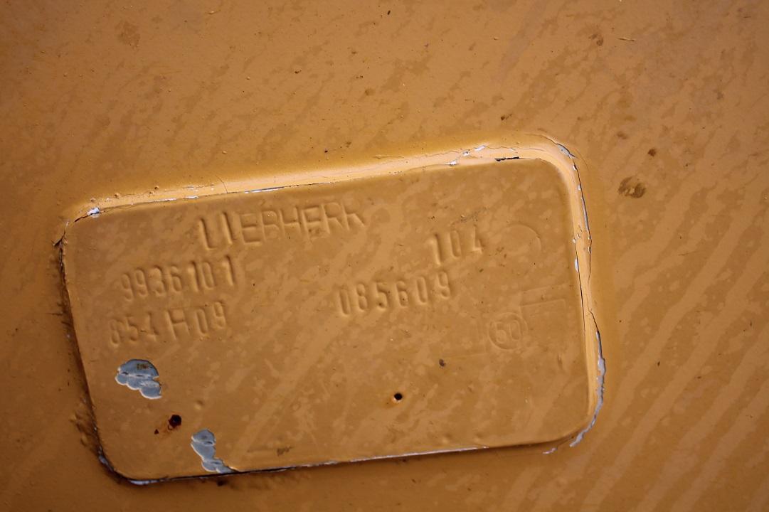 Darugém - Kotrógép Liebherr R 914C LIT: 6 kép. Darugém - Kotrógép Liebherr R 914C LIT: 6 kép.