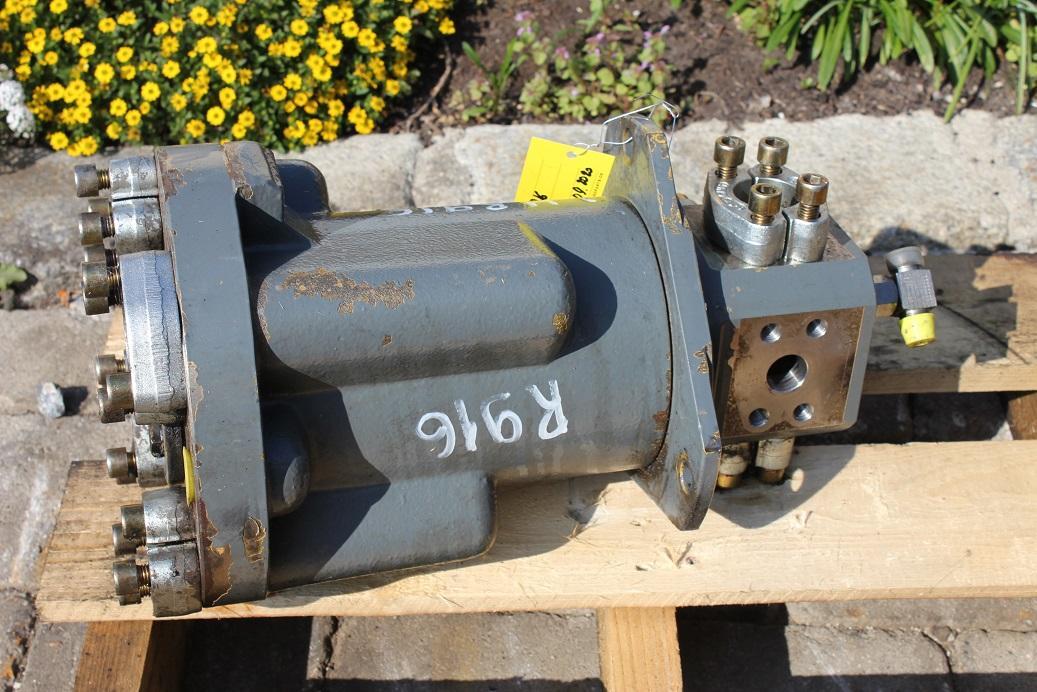 Liebherr R 916 - Hidraulika - Építőipari gépek: 1 kép. Liebherr R 916 - Hidraulika - Építőipari gépek: 1 kép.