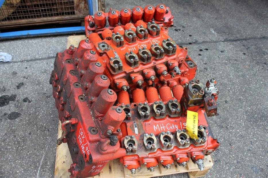 O&K MH plus, MH City - Elektromos rendszer - Építőipari gépek: 2 kép. O&K MH plus, MH City - Elektromos rendszer - Építőipari gépek: 2 kép.