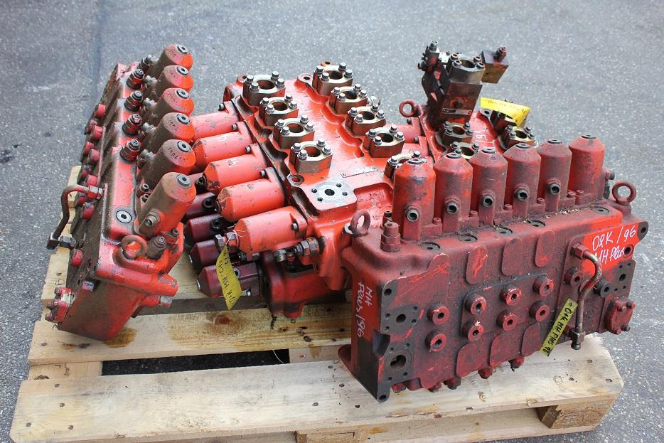 O&K MH plus, MH City - Elektromos rendszer - Építőipari gépek: 3 kép. O&K MH plus, MH City - Elektromos rendszer - Építőipari gépek: 3 kép.