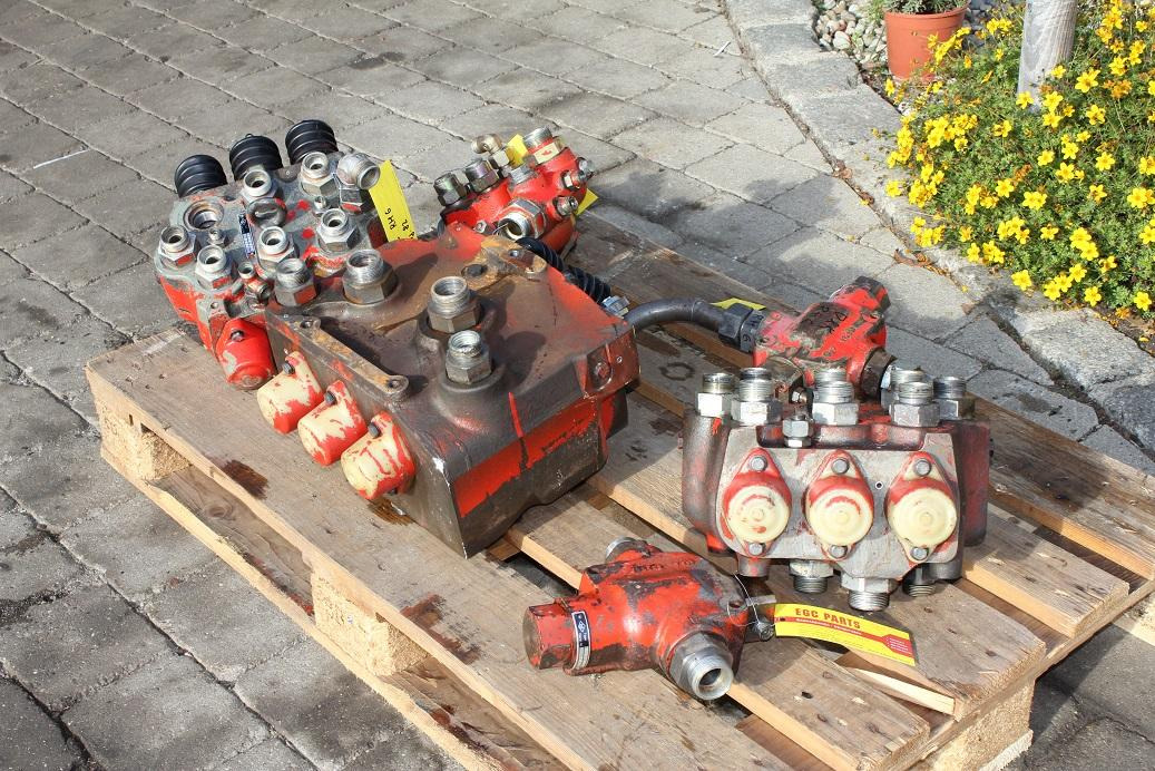 O&K RH 6 - Elektromos rendszer - Építőipari gépek: 5 kép. O&K RH 6 - Elektromos rendszer - Építőipari gépek: 5 kép.