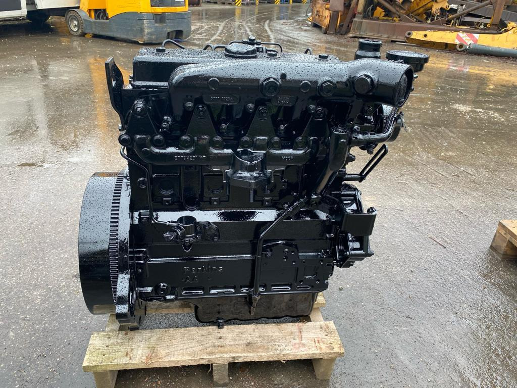 Perkins AP 1004-40 - Motor - Építőipari gépek: 4 kép. Perkins AP 1004-40 - Motor - Építőipari gépek: 4 kép.