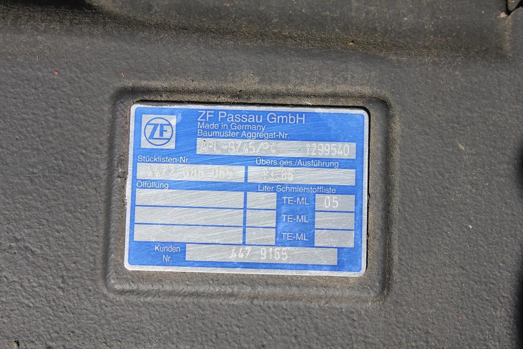 ZF APL B-745 P 4 - Tengely és alkatrészek - Építőipari gépek: 2 kép. ZF APL B-745 P 4 - Tengely és alkatrészek - Építőipari gépek: 2 kép.