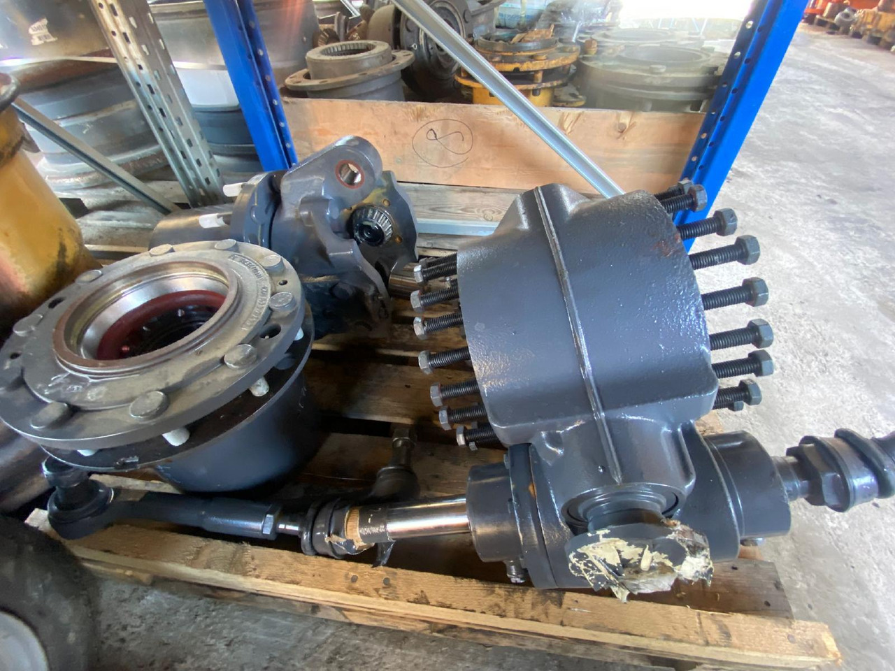 ZF MS E 3070 II - Tengely és alkatrészek - Építőipari gépek: 1 kép. ZF MS E 3070 II - Tengely és alkatrészek - Építőipari gépek: 1 kép.