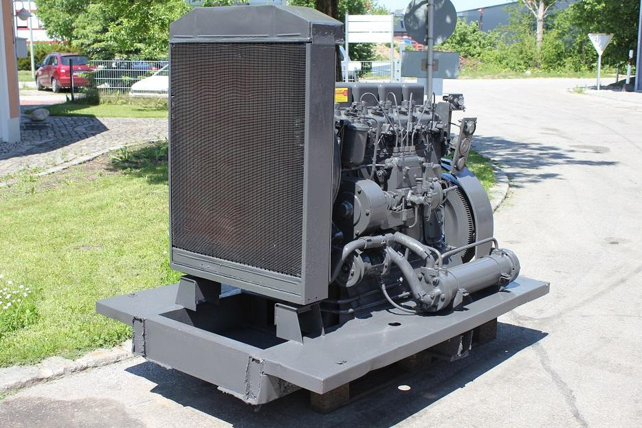 Zetor AS - Motor - Építőipari gépek: 3 kép. Zetor AS - Motor - Építőipari gépek: 3 kép.