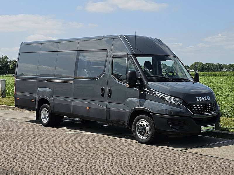 Iveco Daily 35C18 ac aut. dc EURO6 - Furgon: 4 kép. Iveco Daily 35C18 ac aut. dc EURO6 - Furgon: 4 kép.