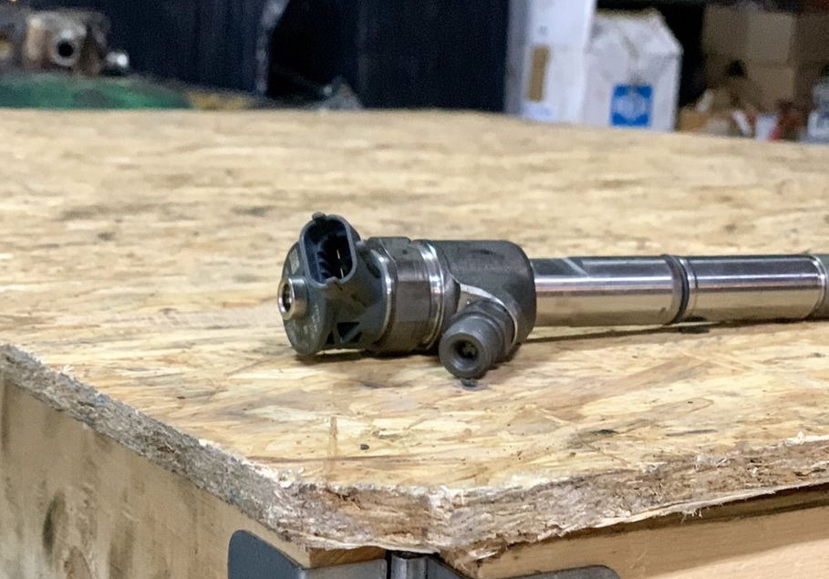 0445110564 for IVECO Daily 3.0 commercial vehicle - Befecskendező szelep - Kisteherautó: 4 kép. 0445110564 for IVECO Daily 3.0 commercial vehicle - Befecskendező szelep - Kisteherautó: 4 kép.