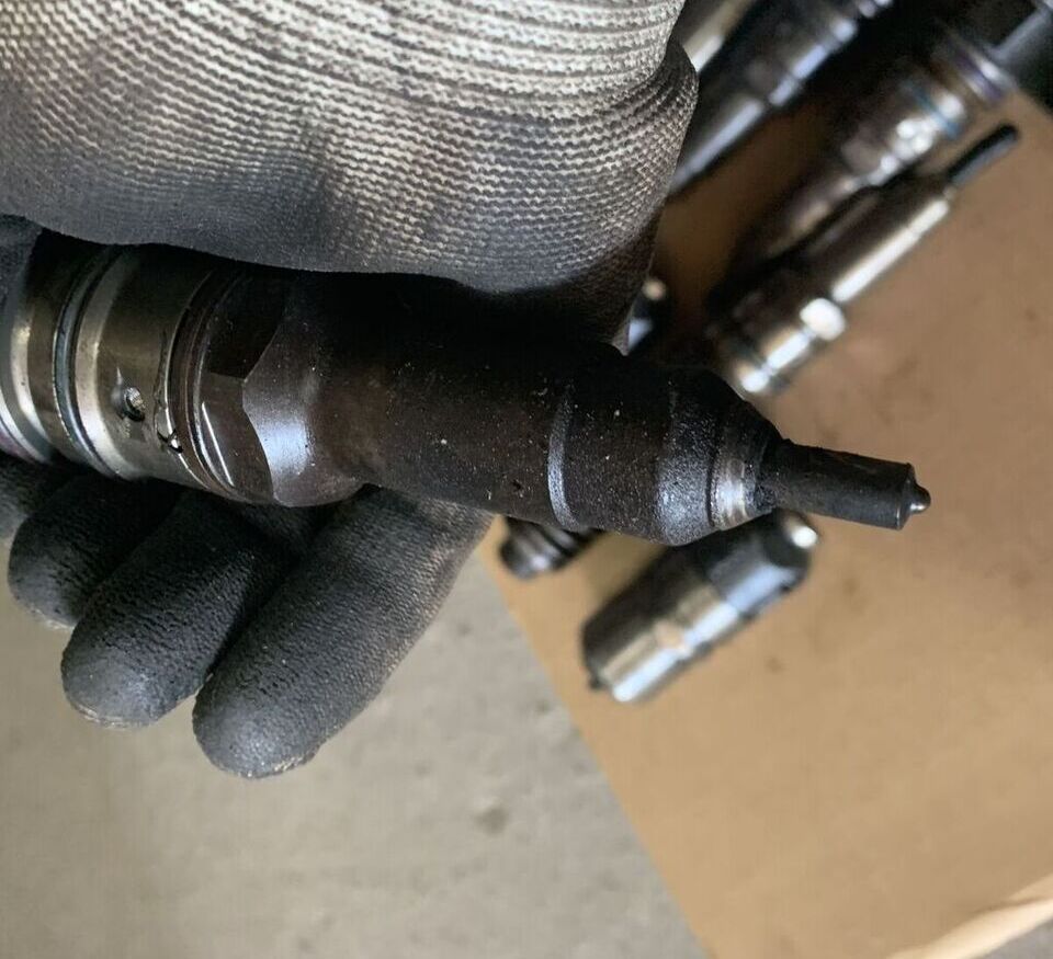 Bosch 0414701006 IVECO Stralis Euro 3,4 New Holland, Case - Befecskendező szelep - Teherautó: 2 kép. Bosch 0414701006 IVECO Stralis Euro 3,4 New Holland, Case - Befecskendező szelep - Teherautó: 2 kép.