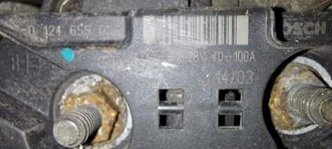 Bosch , 110A , 28V DAF CF75, XF 95 - Generátor - Teherautó: 4 kép. Bosch , 110A , 28V DAF CF75, XF 95 - Generátor - Teherautó: 4 kép.