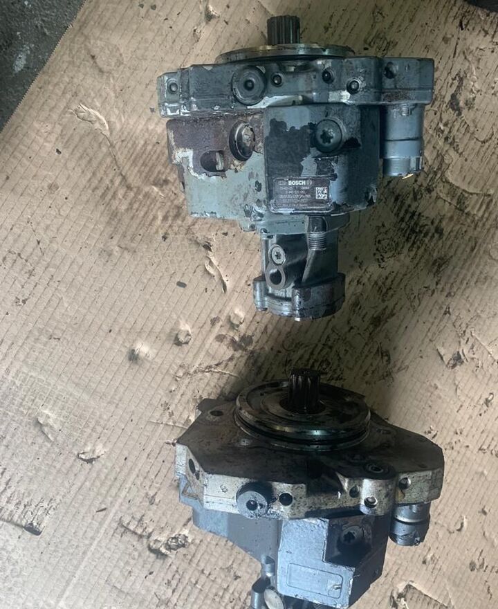 Bosch EURO 3 CR MAN TGA D20 0445020023/ 0445020082/0445020277 MAN EURO 3 CR MAN TGA D20 truck - Üzemanyag szivattyú - Teherautó: 3 kép. Bosch EURO 3 CR MAN TGA D20 0445020023/ 0445020082/0445020277 MAN EURO 3 CR MAN TGA D20 truck - Üzemanyag szivattyú - Teherautó: 3 kép.