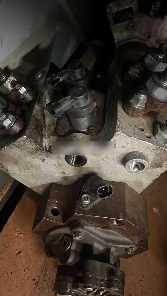 Bosch Pompa Wysokiego Ciśnienia MAN "V" MAN 51.11103-7762 F00BC0 51.11103-7762 truck - Üzemanyag szivattyú - Teherautó: 4 kép. Bosch Pompa Wysokiego Ciśnienia MAN "V" MAN 51.11103-7762 F00BC0 51.11103-7762 truck - Üzemanyag szivattyú - Teherautó: 4 kép.
