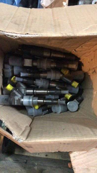 Egenera IVECO Stralis HI WAY NEW Holland - Befecskendező szelep - Teherautó: 2 kép. Egenera IVECO Stralis HI WAY NEW Holland - Befecskendező szelep - Teherautó: 2 kép.