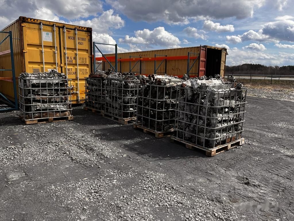 MAN TGA TGX 51081007273 / 51081007290 / 51081007258 / 51081007304 MAN truck - Motor és alkatrészek - Teherautó: 3 kép. MAN TGA TGX 51081007273 / 51081007290 / 51081007258 / 51081007304 MAN truck - Motor és alkatrészek - Teherautó: 3 kép.