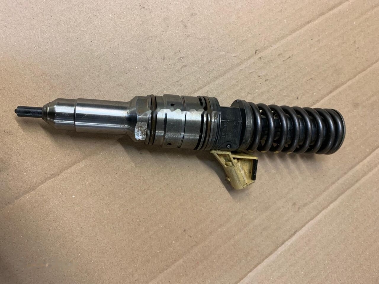 Pompo Iveco Stralis Bosch do regeneracji 0414703004 / 0414703008 - Befecskendező szelep - Teherautó: 3 kép. Pompo Iveco Stralis Bosch do regeneracji 0414703004 / 0414703008 - Befecskendező szelep - Teherautó: 3 kép.