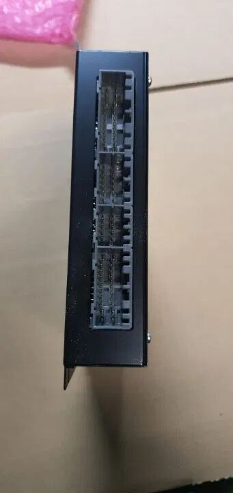 Scania Sterownik 2284946 NOWY Oryginał 2284908 BMU 04.41 2284908 Scania - ECU - Teherautó: 2 kép. Scania Sterownik 2284946 NOWY Oryginał 2284908 BMU 04.41 2284908 Scania - ECU - Teherautó: 2 kép.