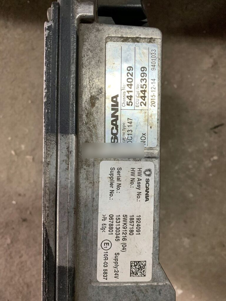 Silnika DC13147 E6 450 Scania - ECU - Teherautó: 3 kép. Silnika DC13147 E6 450 Scania - ECU - Teherautó: 3 kép.