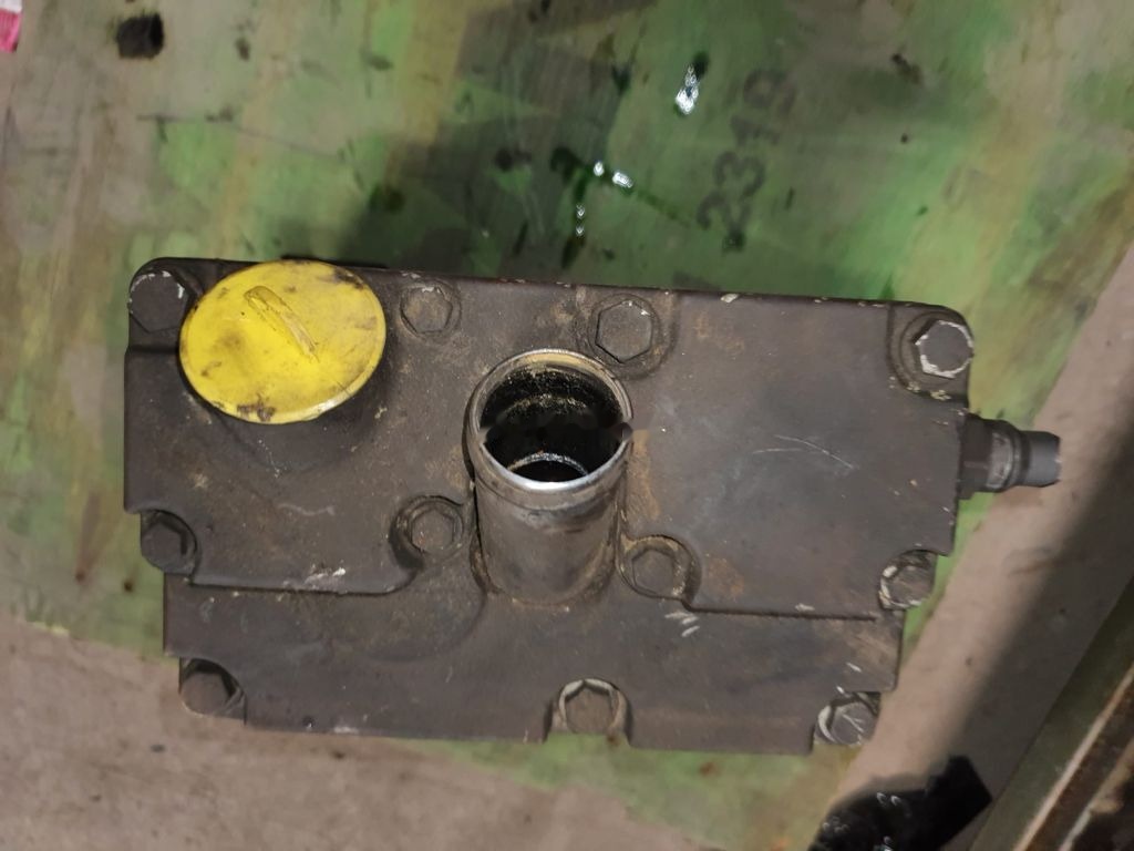 Voith LP490 A0021304215 Mercedes-Benz Actros MP4 - Kompresszor, sűrített levegő rendszer - Teherautó: 5 kép. Voith LP490 A0021304215 Mercedes-Benz Actros MP4 - Kompresszor, sűrített levegő rendszer - Teherautó: 5 kép.