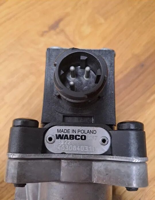 WABCO 4630840310 WABCO truck - Fékszelep - Teherautó: 1 kép. WABCO 4630840310 WABCO truck - Fékszelep - Teherautó: 1 kép.