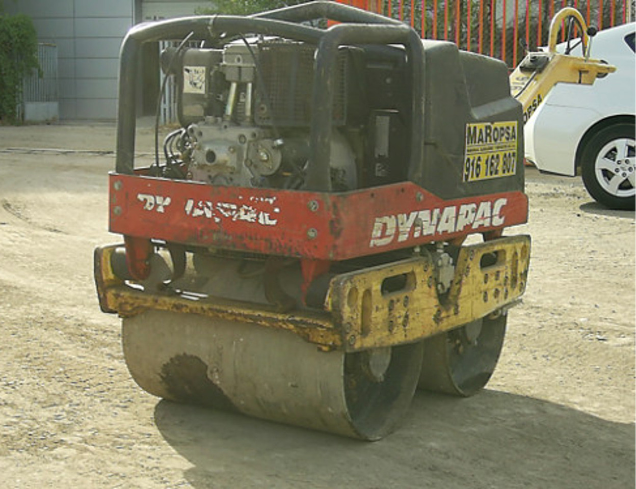 Compactador Manual Dynapac LP 6500 - Minihenger: 1 kép. Compactador Manual Dynapac LP 6500 - Minihenger: 1 kép.