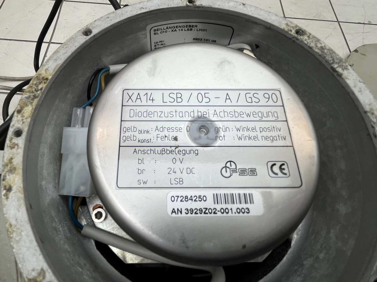 Alkatrész - Autódaru Liebherr LTM 1060/2 rope length indicator: 8 kép.