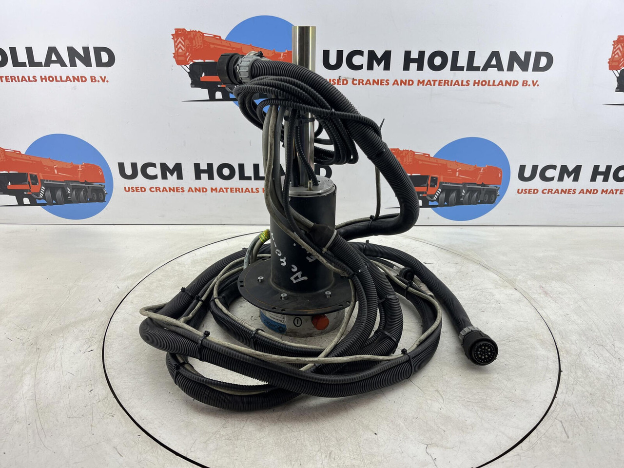 Terex AC slip ring assy - Alkatrész - Daru: 4 kép. Terex AC slip ring assy - Alkatrész - Daru: 4 kép.