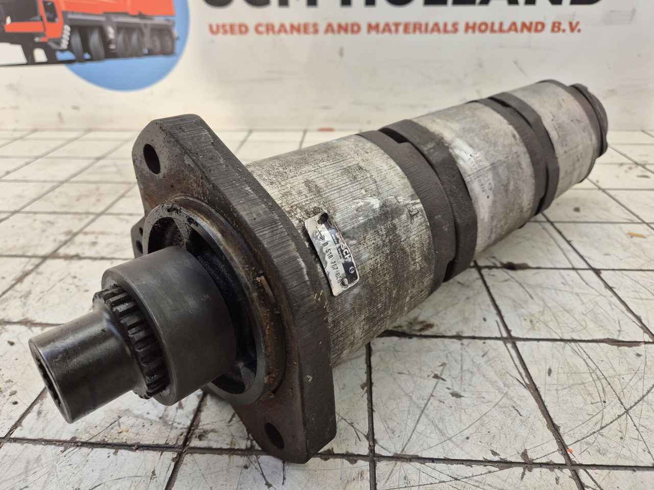 Bosch Bosch 4 way gear pump - Hidraulikus szivattyú - Daru: 2 kép. Bosch Bosch 4 way gear pump - Hidraulikus szivattyú - Daru: 2 kép.