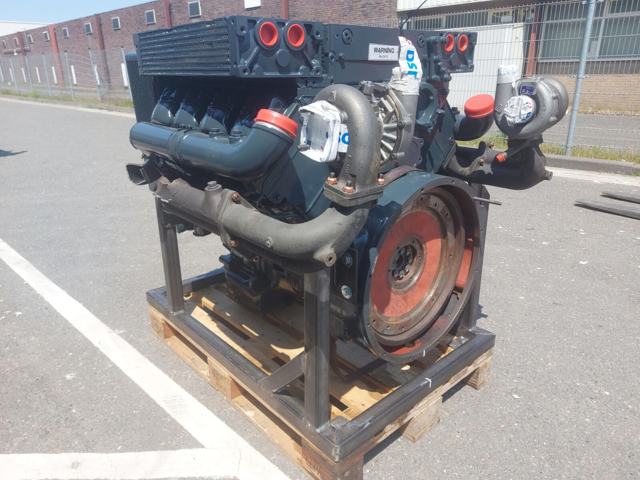 Deutz RTF 50 engine - Motor - Autódaru: 3 kép. Deutz RTF 50 engine - Motor - Autódaru: 3 kép.