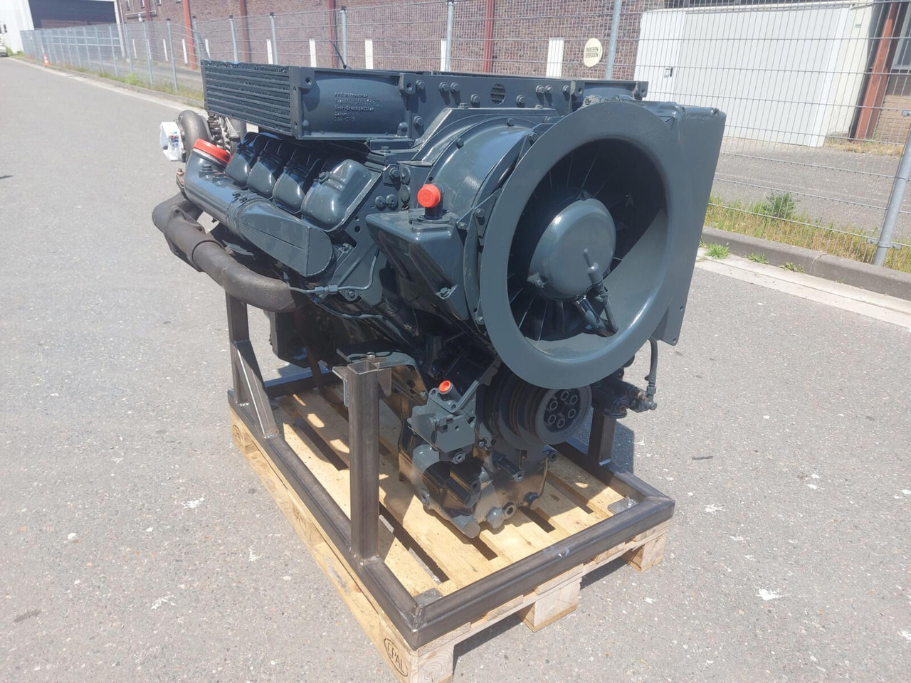 Deutz RTF 50 engine - Motor - Autódaru: 1 kép. Deutz RTF 50 engine - Motor - Autódaru: 1 kép.