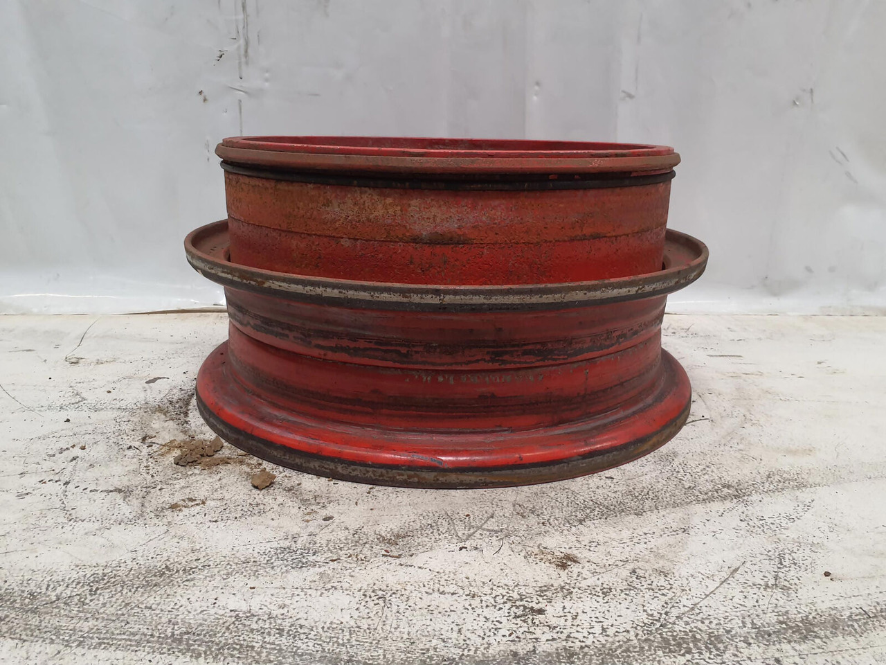 FAUN Rim 445/95R25 10 12 3p - Felni - Daru: 3 kép. FAUN Rim 445/95R25 10 12 3p - Felni - Daru: 3 kép.