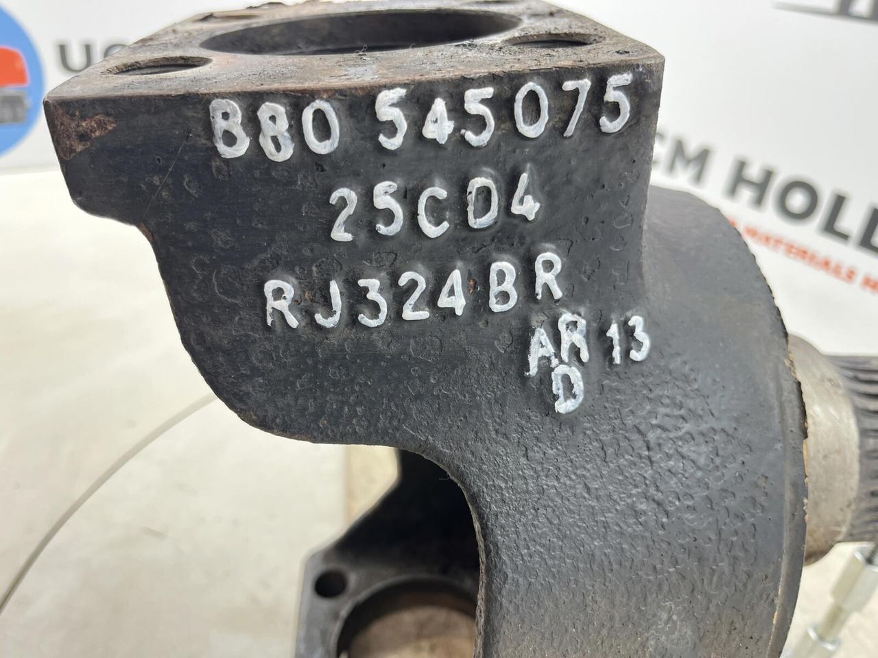 Csonkállvány - Autódaru Grove AT 750 BE Steering knuckle 16 holes: 13 kép. Csonkállvány - Autódaru Grove AT 750 BE Steering knuckle 16 holes: 13 kép.