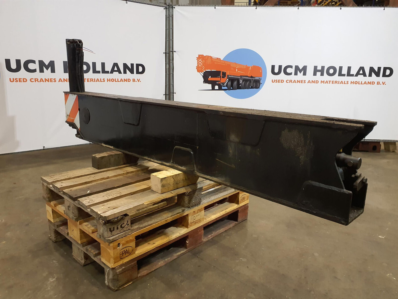 Grove GMK 3055 sliding beam complete front - Felfüggesztés - Daru: 3 kép. Grove GMK 3055 sliding beam complete front - Felfüggesztés - Daru: 3 kép.