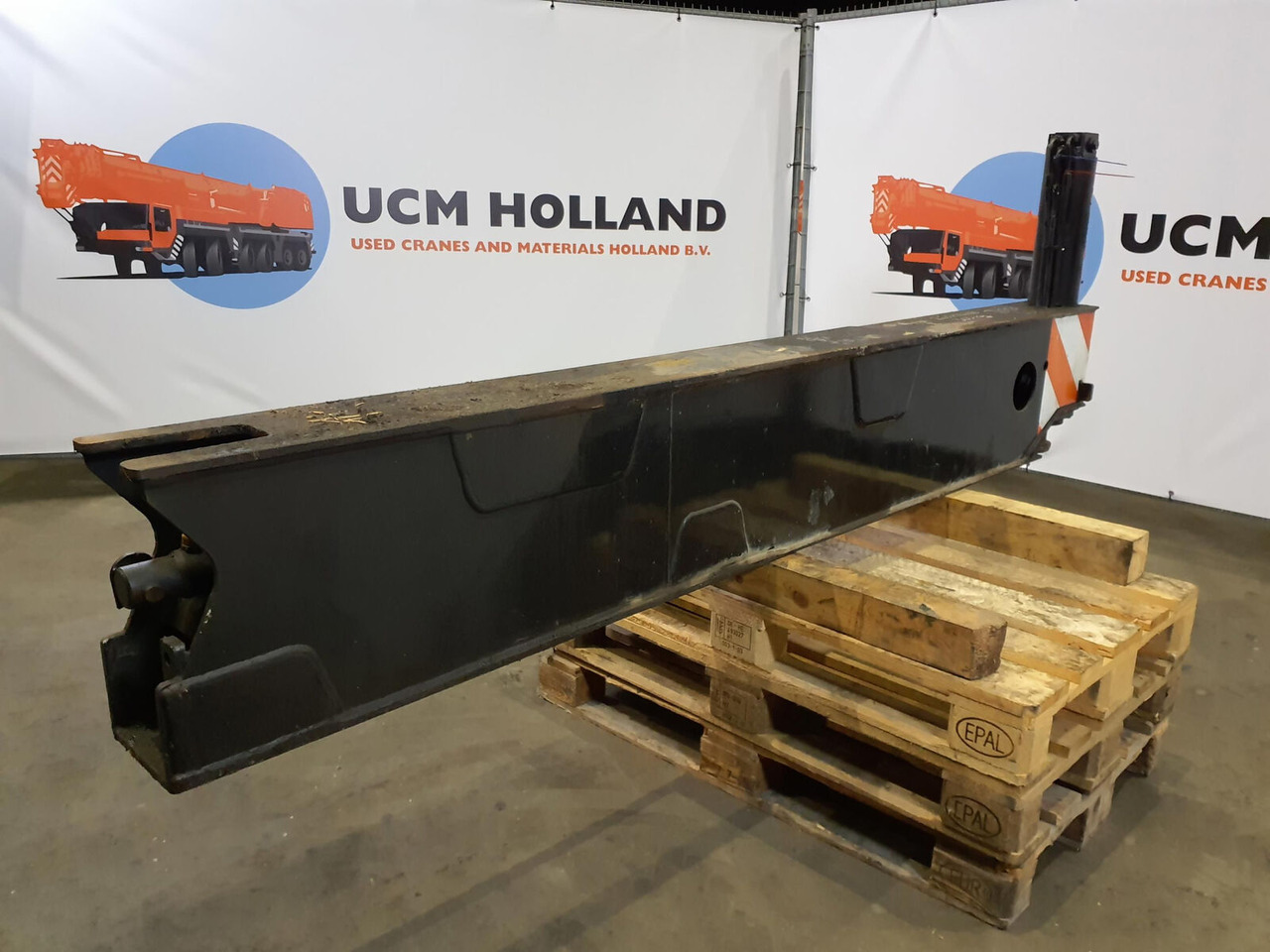 Grove GMK 3055 sliding beam complete front - Felfüggesztés - Autódaru: 4 kép. Grove GMK 3055 sliding beam complete front - Felfüggesztés - Autódaru: 4 kép.