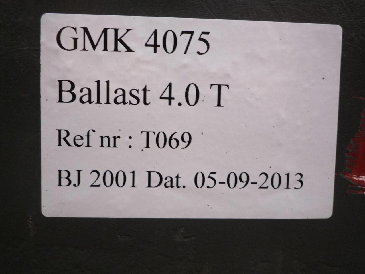 Grove GMK 4075 counterweight 4,0 ton - Ellensúly - Autódaru: 3 kép. Grove GMK 4075 counterweight 4,0 ton - Ellensúly - Autódaru: 3 kép.
