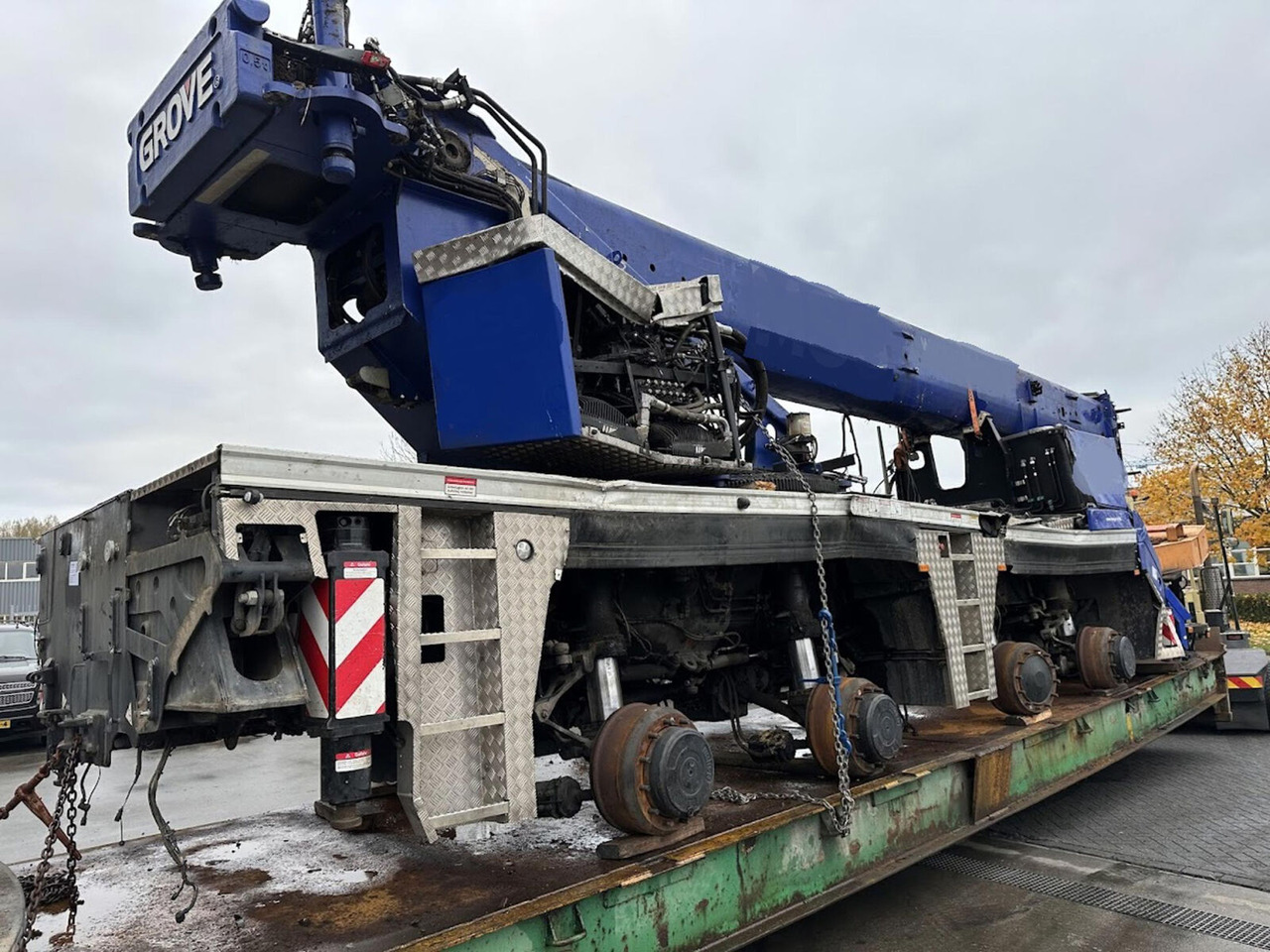 Grove GMK 4090 - Terepjáró autódaru: 3 kép. Grove GMK 4090 - Terepjáró autódaru: 3 kép.