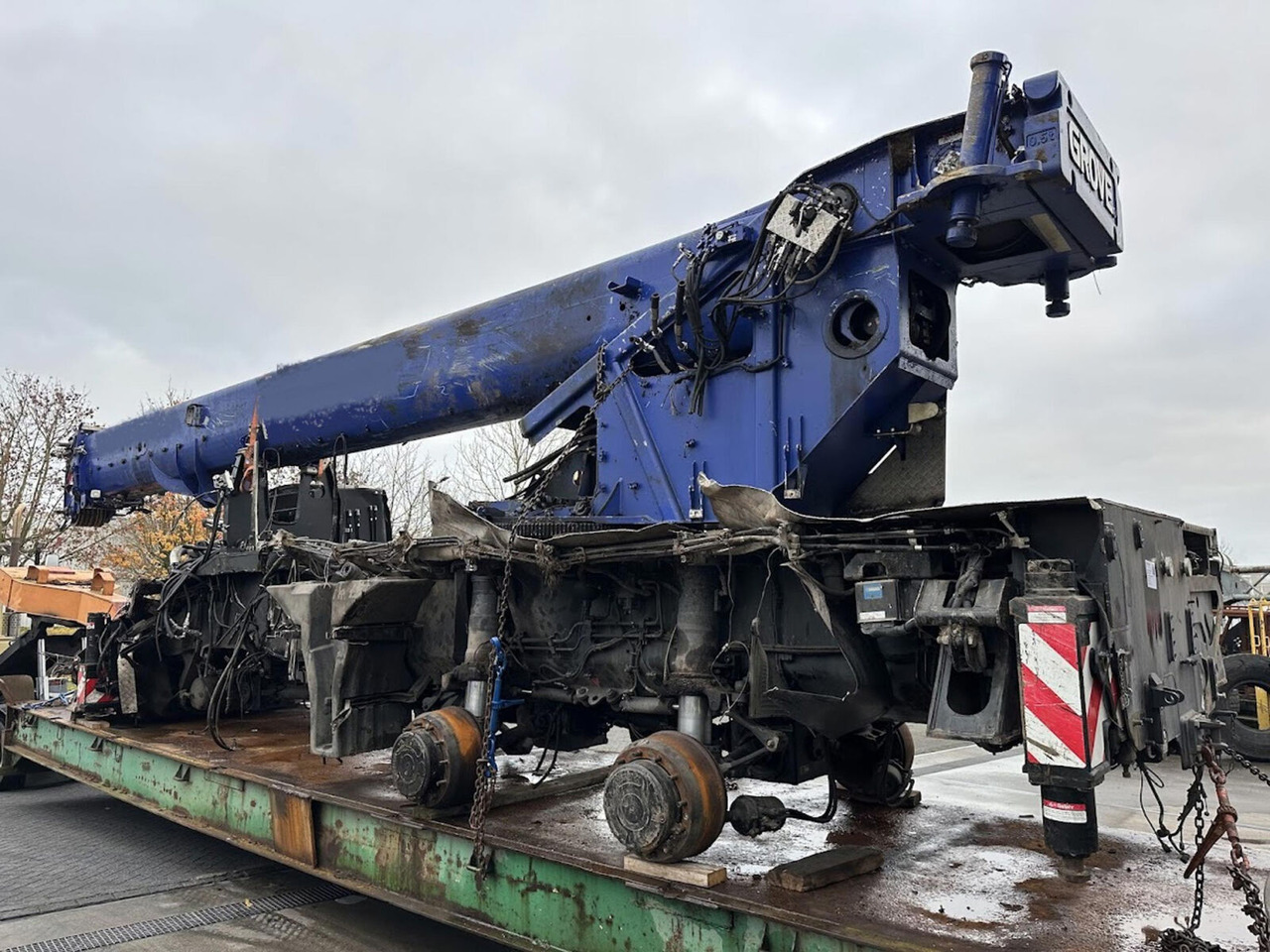 Grove GMK 4090 - Terepjáró autódaru: 4 kép. Grove GMK 4090 - Terepjáró autódaru: 4 kép.