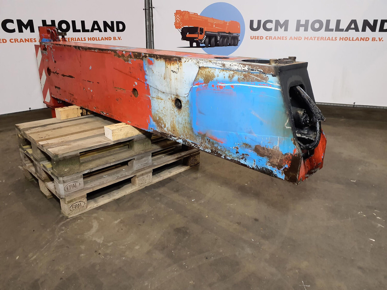 Grove GMK 5130-1 sliding beam complete rear - Felfüggesztés - Autódaru: 3 kép. Grove GMK 5130-1 sliding beam complete rear - Felfüggesztés - Autódaru: 3 kép.