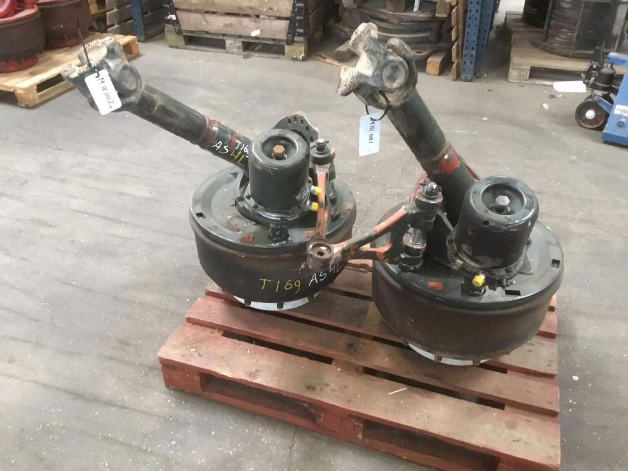 Grove GMK 5220 Megatrak axle housing - Tengely és alkatrészek - Autódaru: 1 kép. Grove GMK 5220 Megatrak axle housing - Tengely és alkatrészek - Autódaru: 1 kép.