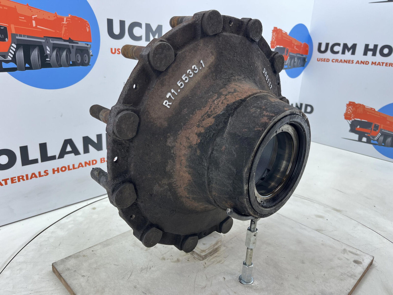 Grove GMK Megatrak wheel hub - Szabadonfutó agy - Daru: 4 kép. Grove GMK Megatrak wheel hub - Szabadonfutó agy - Daru: 4 kép.