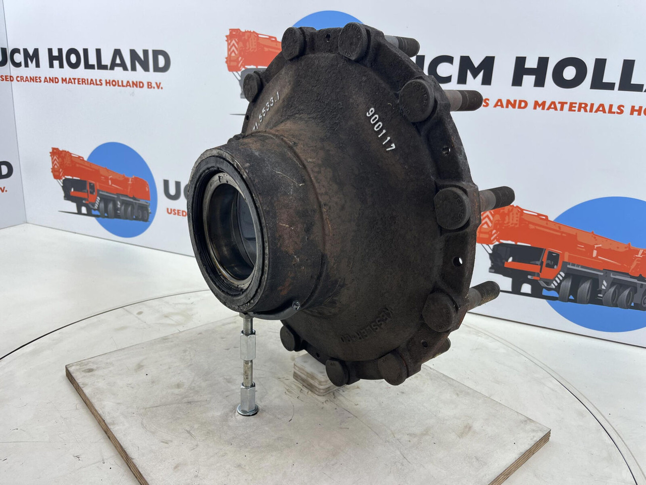 Grove GMK Megatrak wheel hub - Szabadonfutó agy - Daru: 3 kép. Grove GMK Megatrak wheel hub - Szabadonfutó agy - Daru: 3 kép.