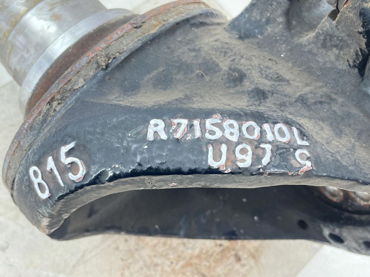 Csonkállvány - Autódaru Grove GMK Steering knuckle 16 holes: 9 kép.